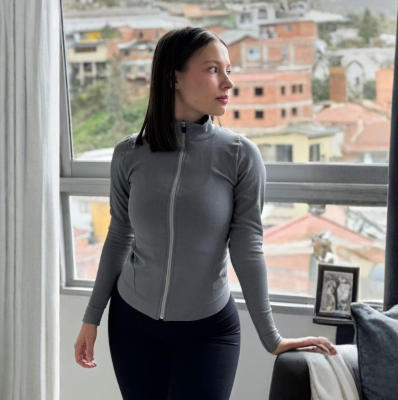 CHAQUETA SEAMLESS